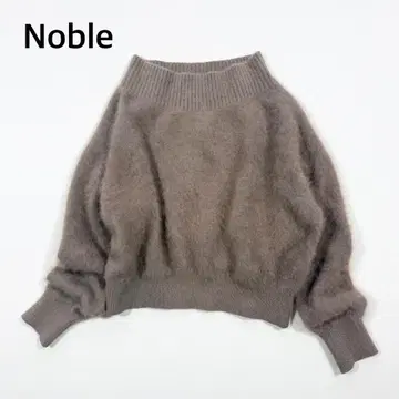 Noble 노블 라쿤 풀오버 니트 숏 크롭