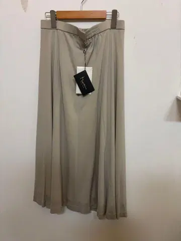 플레어 스커트 베이지