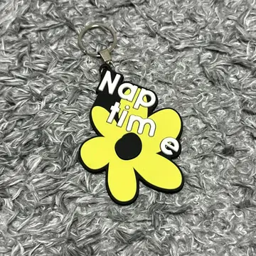 Naptime 꽃 모양 러버 키링 Nissy