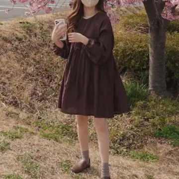 모이튀트 싸개 단추 세미 숏 미니 기장 원피스