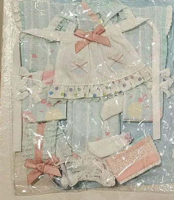 슈가리 걸즈 의류만