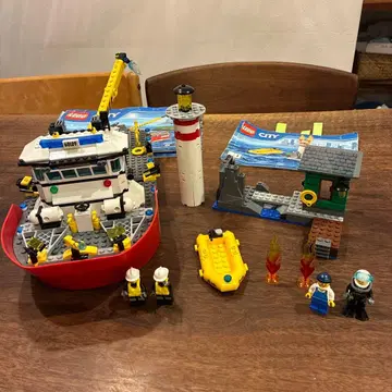 LEGO CITY 60109 보트와 등대 세트