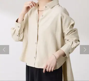콜라주 개럴개런트 스웨이드 터치 백 롱 셔츠 아이보리