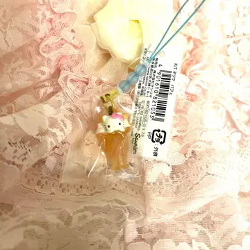 레어 키티 파르페 아이스크림 키링 네츠케