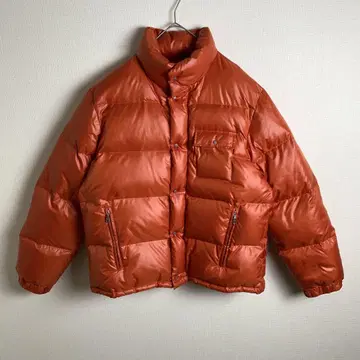 아우터 다운 90% 페더 10% 독특한 컬러 빨간색 오렌지 계열 볼륨감