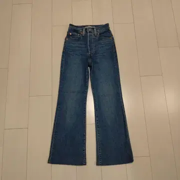 Levi's 리바이스 RIBCAGE BOOTCUT 24