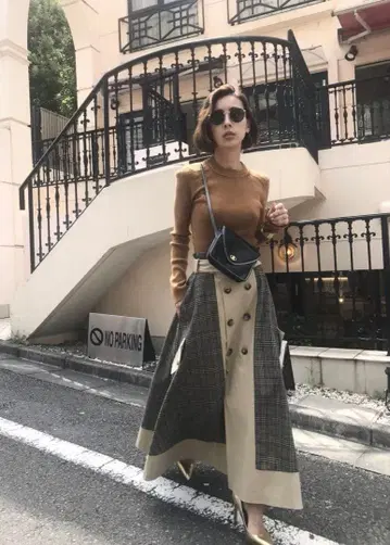 Ameri Vintage 체크 트렌치 스커트 베이지