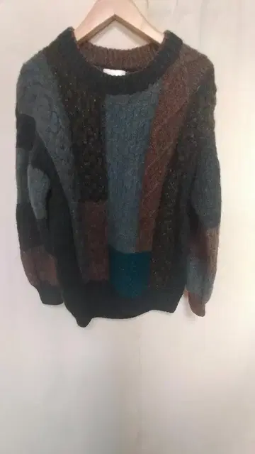 아테나 디자인 울 스웨터 MADE IN IRELAND 정품 사이즈 L