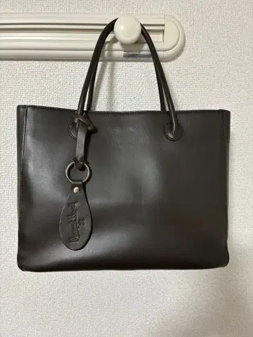 마가렛호웰 다크 브라운 가죽 토트백