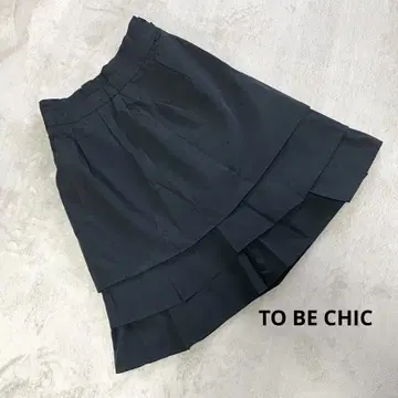 TO BE CHIC 플레어 스커트 무릎 기장 티어드 도트 무늬 블랙 40