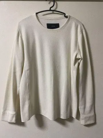 [ AKM ] THERMAL BOMBER L/S CREW -WHITE-