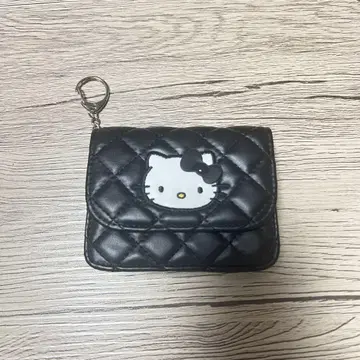 로리즈팜 HELLO KITTY 퀼팅 카드 케이스 키 참