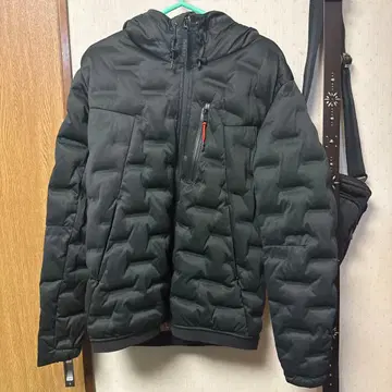 workman 블랙 다운 자켓 후드 부착