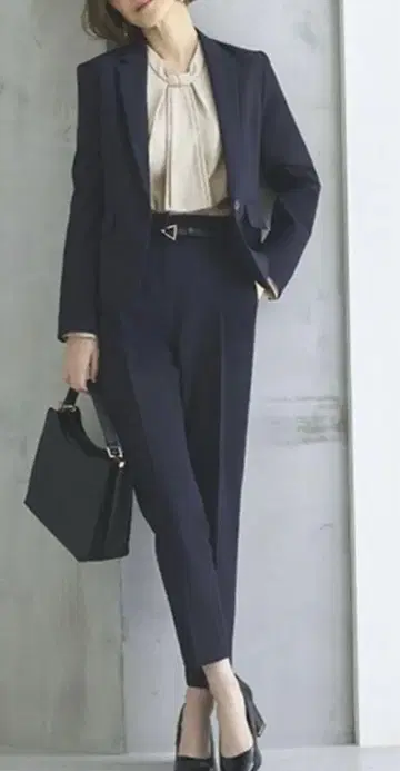 세탁 가능한 베이직 비즈니스 정장 테이퍼드 팬츠 세트