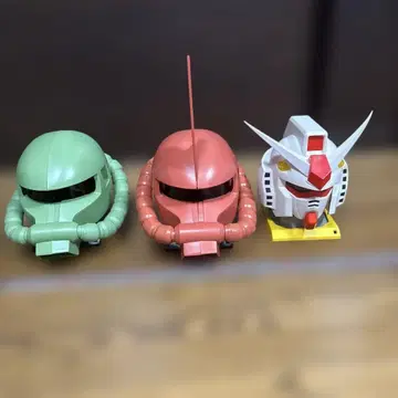 건담 피규어 정크 취급입니다.