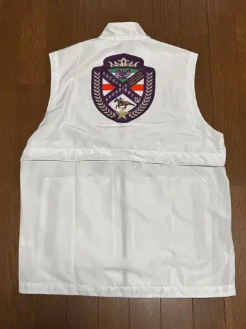 에프포리아 엠블럼 부착 베스트 L 사이즈