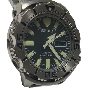 [새상품급] SEIKO 블랙몬스터 SKX779K 손목시계