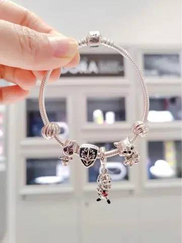 판도라 실버 참 팔찌