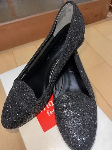 블랙 글리터 플랫슈즈