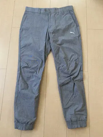 PUMA 그레이 골프 팬츠 밑단 밴딩 사양 M 사이즈