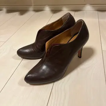 다크 브라운 비대칭 부티 페리마쥬 (24cm)