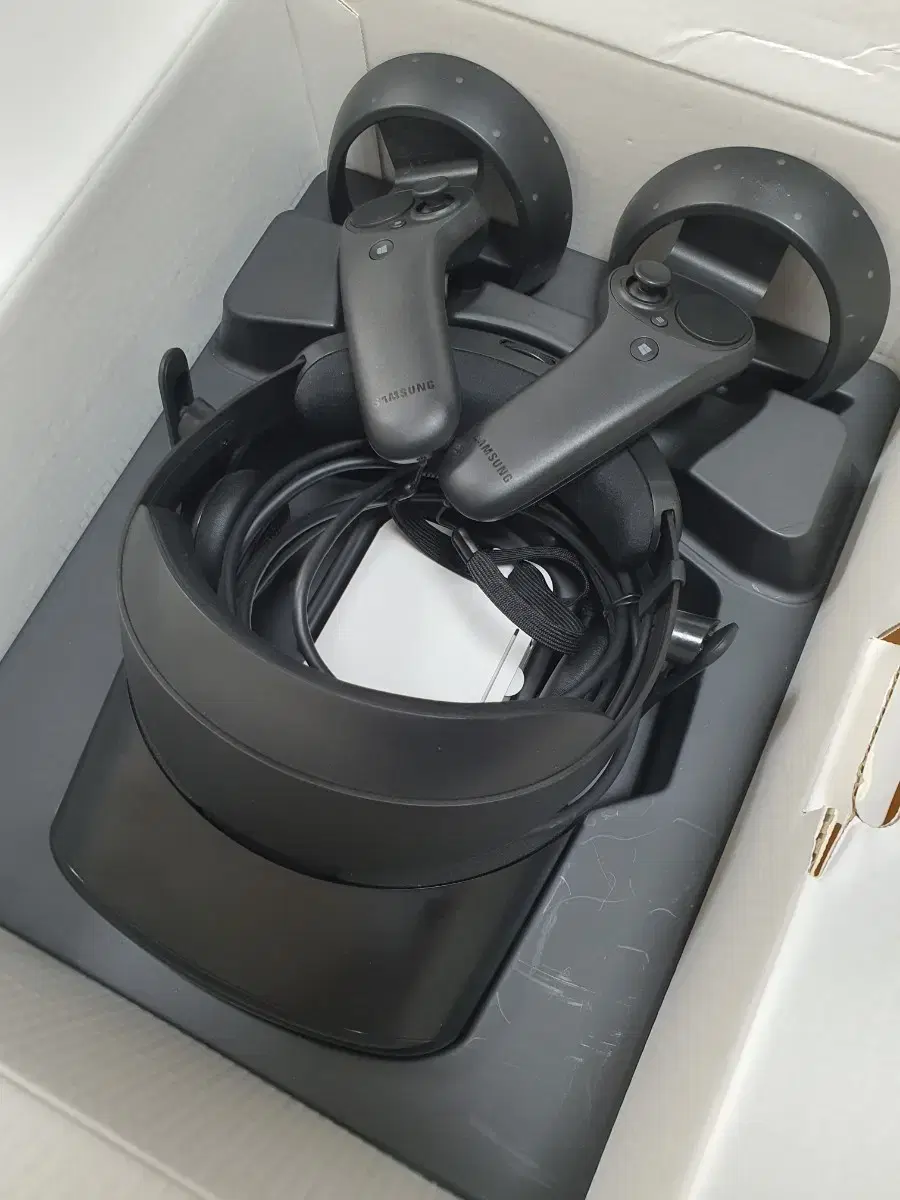 S-class Samsung Odyssey HMD VR XQ800ZBA full box