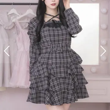 pium 티어드 프릴 긴팔 미니 원피스 블랙 체크