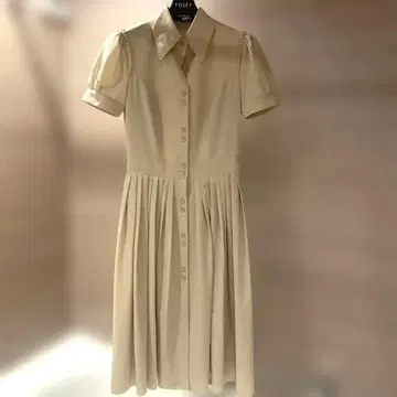 FOXEY 베이지 반팔 셔츠 원피스
