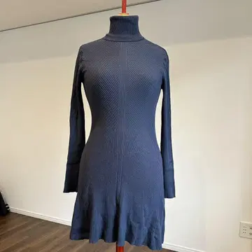 ZARA 자라 네이비 긴팔 터틀넥 원피스