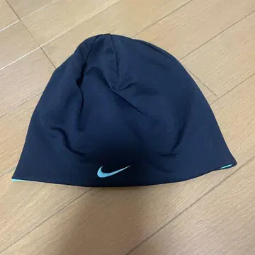 NIKE DRIFIT 비니 리버서블