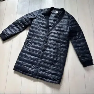 새상품급 론 헤르만 라이트 다운 네이비 S사이즈