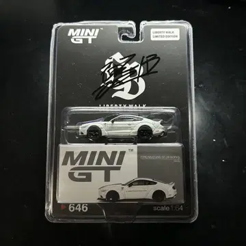 사인 포함 mini gt 포드 머스탱 GT LB웍스 LBWK