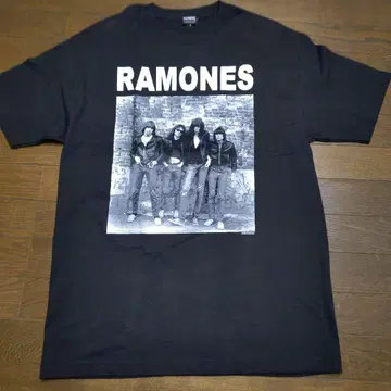 90' RAMONES T셔츠 L 사이즈