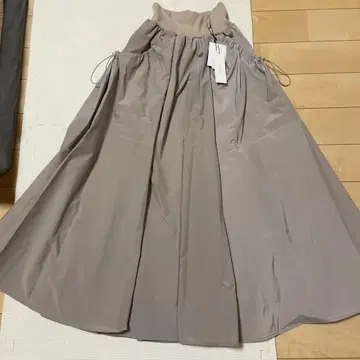 야마다야 FENNEL 베이지 플레어 스커트