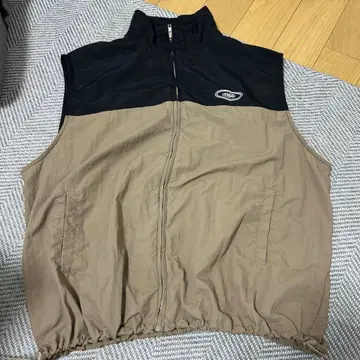 집업 베스트 블랙/베이지