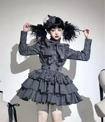 CATCOCOON 클래시컬 인형 긴팔 셋업 블랙 스트라이프