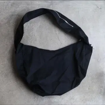 Omar Afridi Lidia Bag