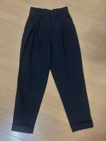 ELIN 턱 팬츠
