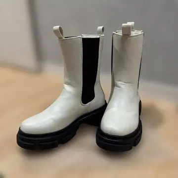 화이트 사이드 고어 부츠 통굽