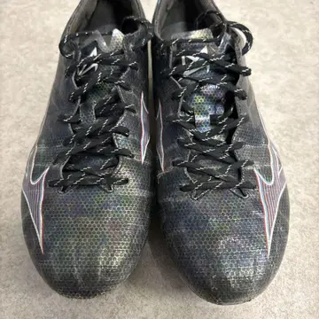 Mizuno Morelia Neo III 블랙 홀로그램