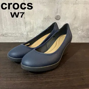 crocs 웨지솔 펌프스 W7