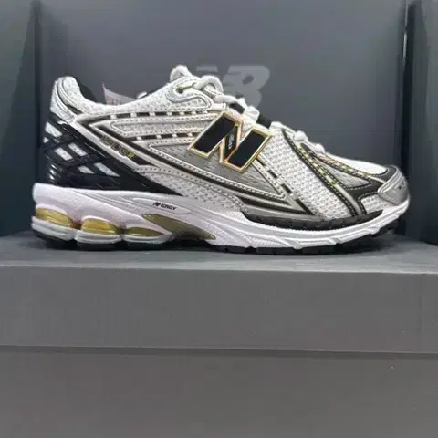 New Balance 1906 M1906RA