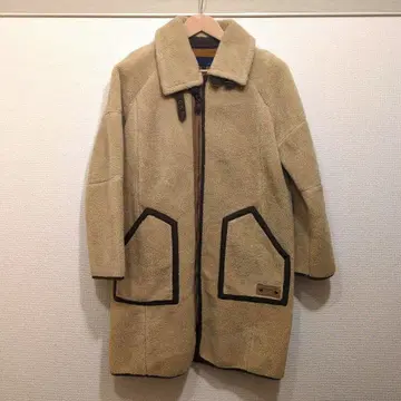 AVIREX 보아 코트