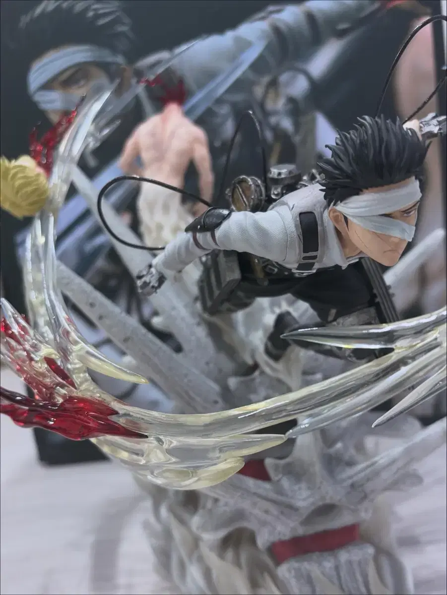 Attack On Titan Levi Resin Figure chikara