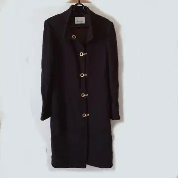 다크 브라운 롱 코트 골드 컬러 버튼