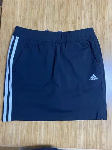 adidas 골프 블랙 스커트