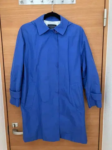 MACPHEE 파랑 트렌치코트