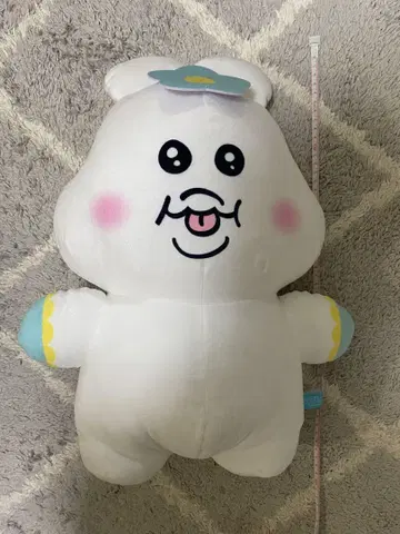 큰 봉제 인형