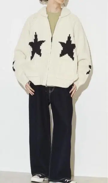 converse tokyo 카우친 스웨터