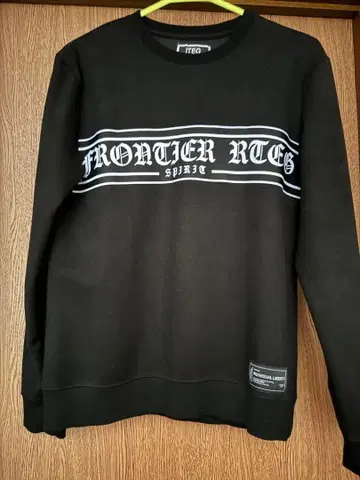 FRONTIER RTEG 블랙 트레이닝복 S 사이즈
